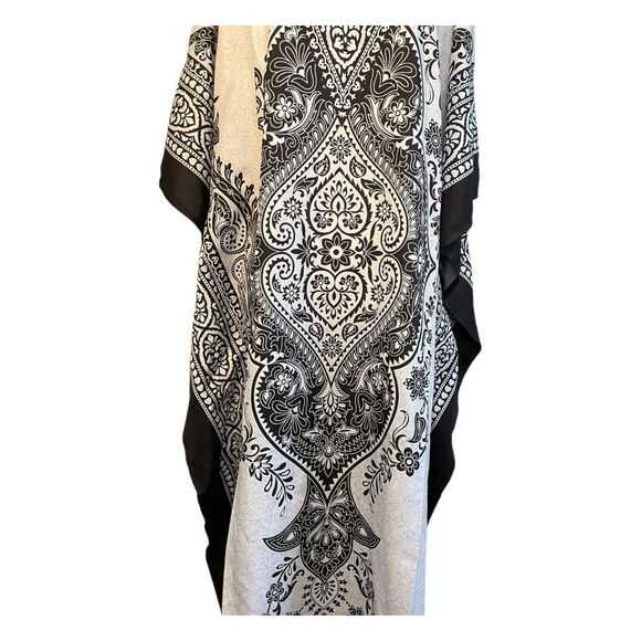 Gypsie Blu Kaftan Maxi Dress Black White Flowy Knit Kimono Sleeves OS - Picture 7 of 13